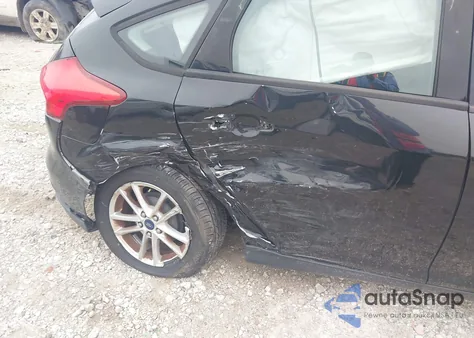 2016 Ford Focus Se z USA, uszkodzony, nr VIN 1FADP3K21GL216581